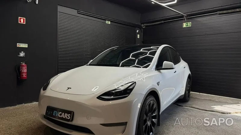 Tesla's Musk Vote: Trillionaire Future vs. Potential Exit